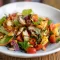 Salată romană cu brânză “halloumi”